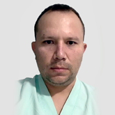 Dr. OLMAN ELBERTO ESTEBAN M.Cirugía de ToraxVER MÁS...